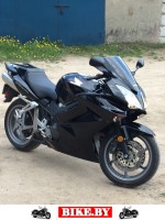 Honda VFR photo 2