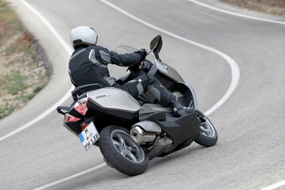   BMW C 600 Sport  BMW C 650 GT