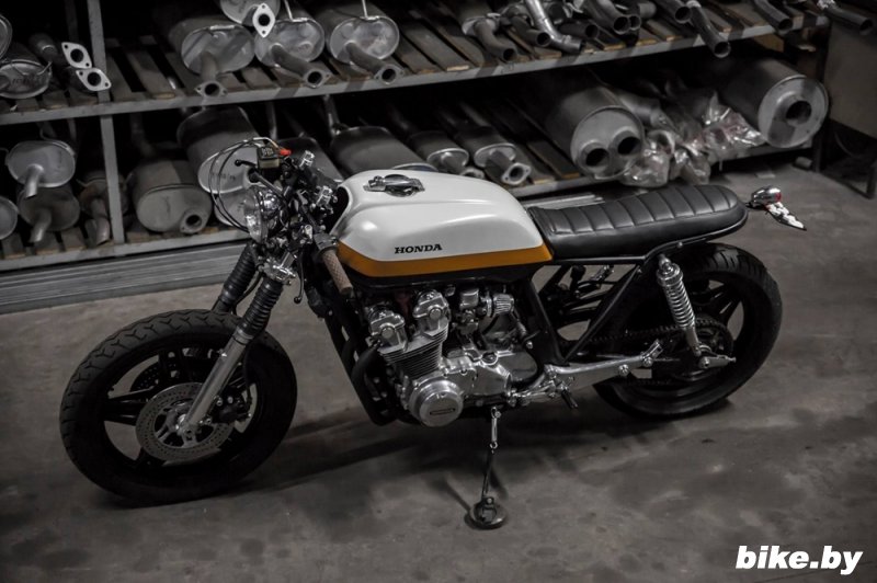 Bullitt Garage:  Honda CB900 Raging Bull